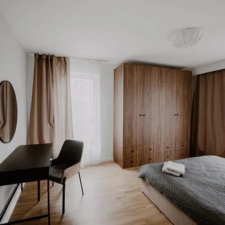 Targowa Luxury 3-bedroom - Free Parking