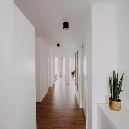 Apartment Targowa Luxury 3-bedroom - Free Parking Lodz