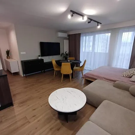 Apartment Targowa Luxury 3-bedroom - Free Parking