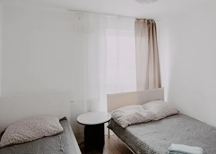 Targowa Luxury 3-bedroom - Free Parking Апартаменти