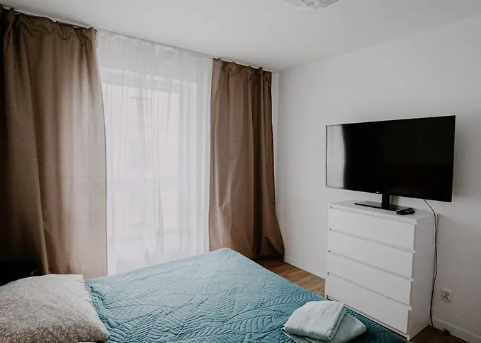 Targowa Luxury 3-bedroom - Free Parking