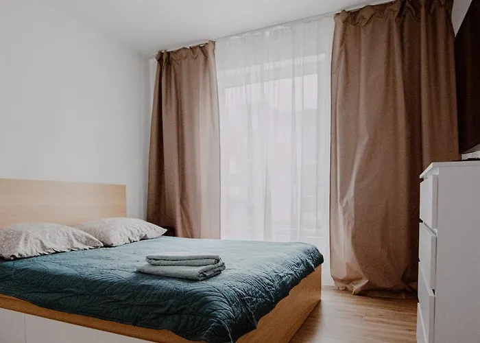 Апартаменти Targowa Luxury 3-bedroom - Free Parking *