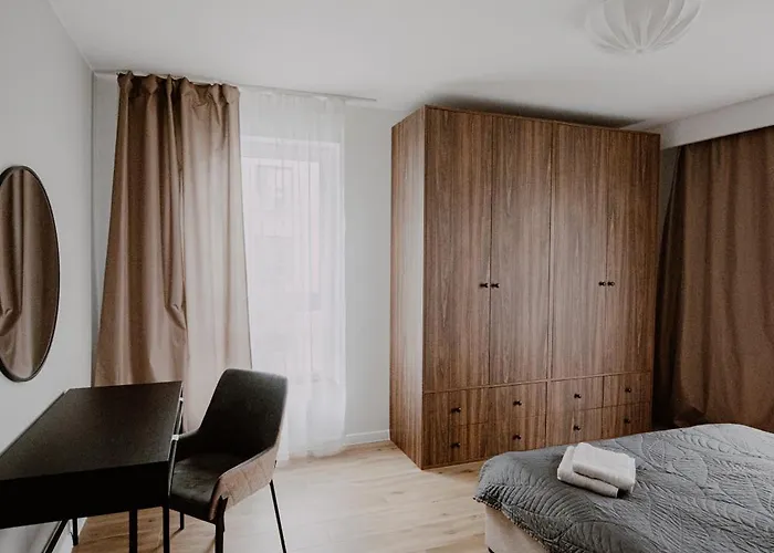 Targowa Luxury 3-bedroom - Free Parking