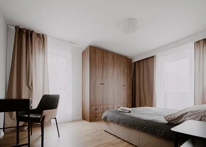 Targowa Luxury 3-bedroom - Free Parking شقة وودج