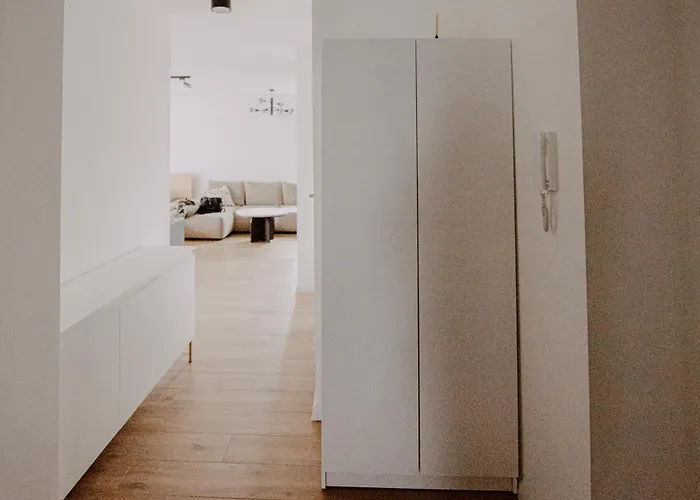 Targowa Luxury 3-bedroom - Free Parking Апартаменти *